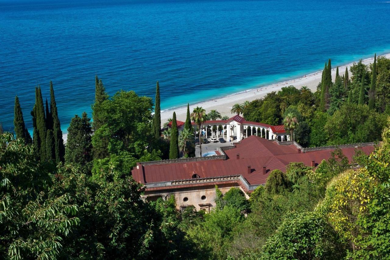 Calipso Sea Hotel Gagry Exterior photo